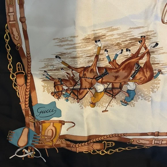Stunning Vintage GUCCI Equestrian Scarf (great gift for horse lover/scarf lover) - Picture 12 of 16